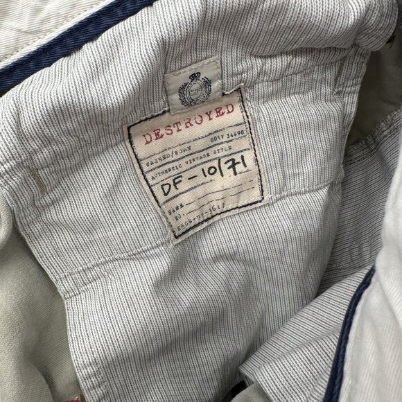 J.crew Men's Khaki‎ Destroyed Shorts Hulu Girl Size 36W - Picture 5 of 7